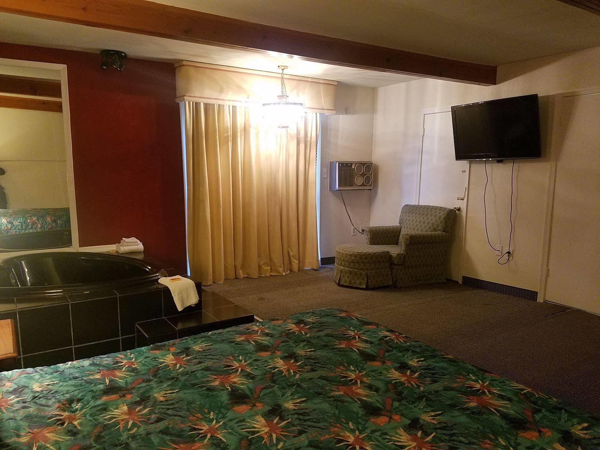 Maplehurst Motel Tunkhannock Exterior foto